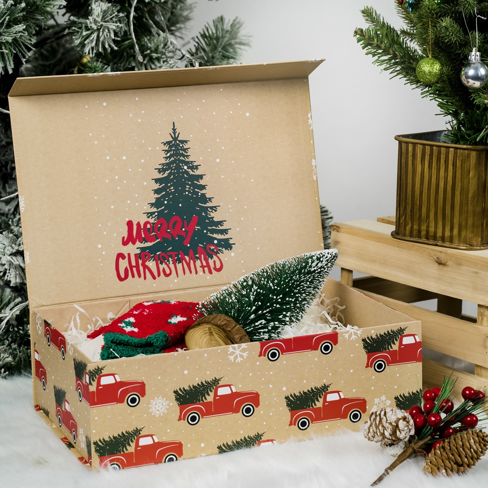 14x9x4.3 inch Collapsible Gift Box with Magnetic Closure - Tree Farm